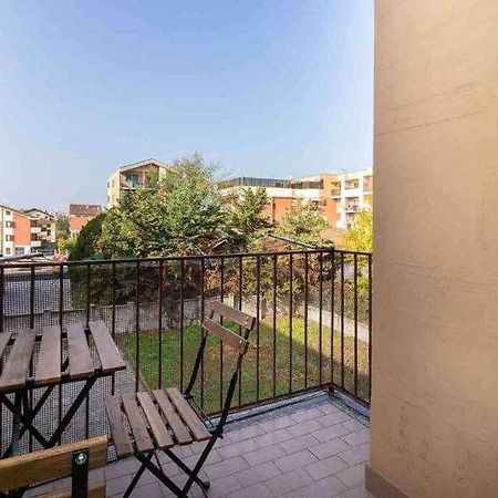 Appartamento A Pochi Passi Dalla Stazione Comodo A Coppie E Famiglie, Casa Ferrucci 科莱尼奥 外观 照片