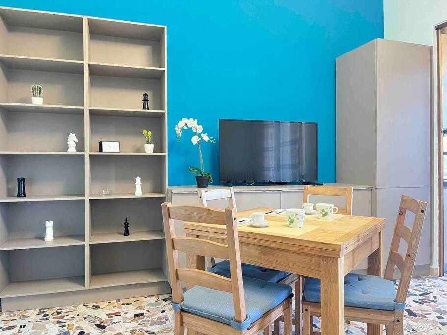 Appartamento A Pochi Passi Dalla Stazione Comodo A Coppie E Famiglie, Casa Ferrucci 科莱尼奥 外观 照片